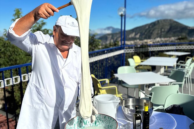 Mozzarella class & more in Sorrento - A Campanian cheese lesson starts at Frantoio Gargiulo in Sant’Agnello