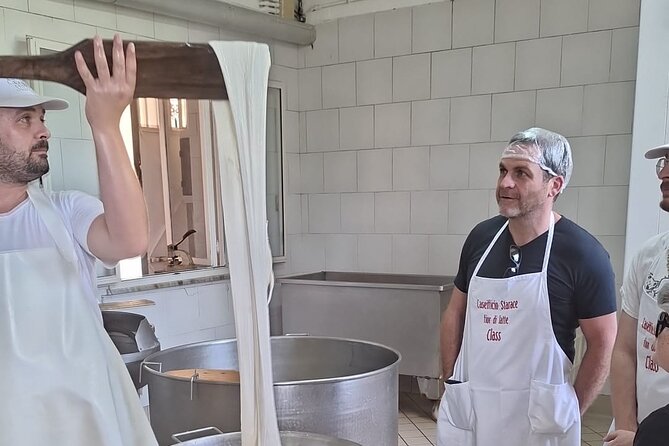 Mozzarella Experience with Tasting in Vico Equense - Beautiful grounds and the feel-good part people remember