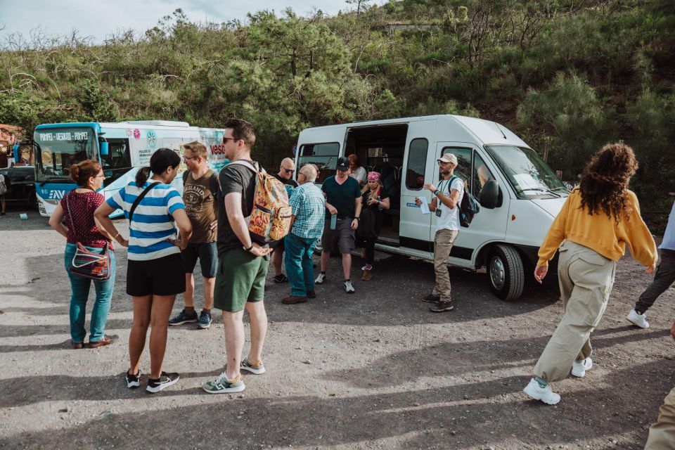 Naples: Pompeii and Mount Vesuvius Entry Tickets and Tour - The transfer gap: where you can reset before Vesuvius