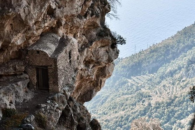 On the Path of the Gods: private trekking and shepherd snack - Shepherd cottage snack: local food with a real hillside connection