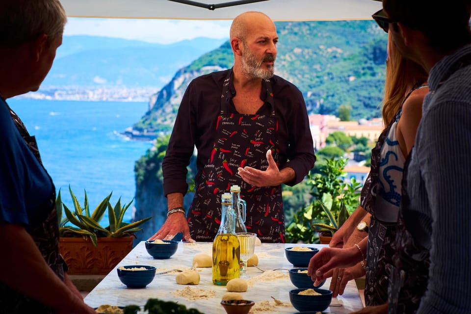 Pizza pasta e sorrento traditional cuisine 100% hands on - Meet Vincenzo, Then Roll Up Your Sleeves