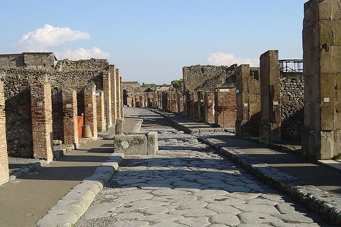 Pompei Archaeological Park Skip The Line ticket With audio Guide - The audio guide: how it turns ruins into a story