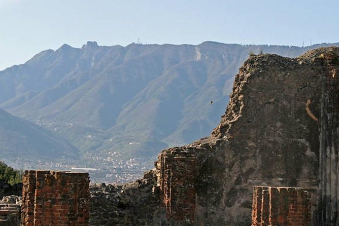 Pompei Guided Tour at Sunset - Pompeii life at street level: what you’ll learn without a museum vibe