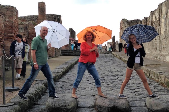 Pompei Skip The Line 2-Hours Guided Tour in English or Italian - Skip-the-line entry: what it really buys you