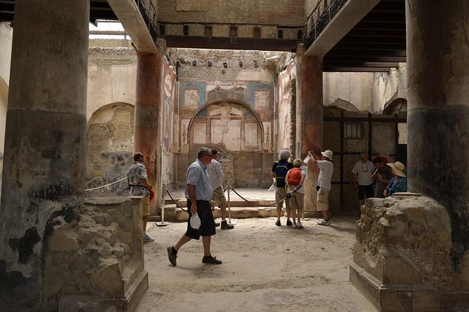 Pompeii 2 h guided tour - Skip-the-line Priority Access - Meeting at Ristorante Suisse: the one logistics detail to get right