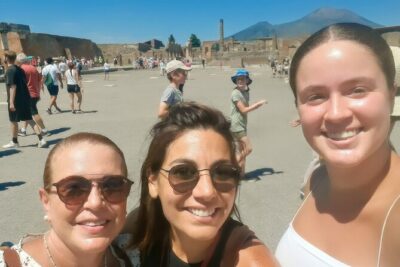 Pompeii 2 hours Private guided tour, A JOURNEY THROUGH THE TIME - The Main Route: Roman Streets, Vesuvius, and the Forum