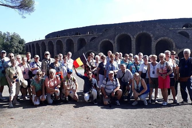 Pompeii 360° - 4-hour tour with an expert Guide in archaeology - Temple of Apollo and the sun-and-moon story (plus another Vesuvius view)