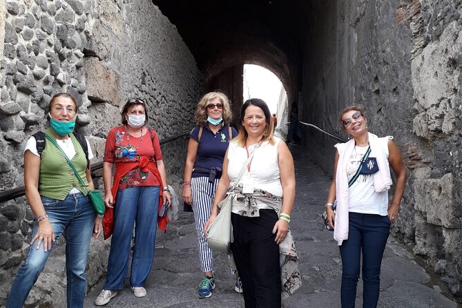 Pompeii Ancient City Walking Tour – Italian & English Guide - The Roman Amphitheater (Anfiteatro Romano): The Scale You Can Feel