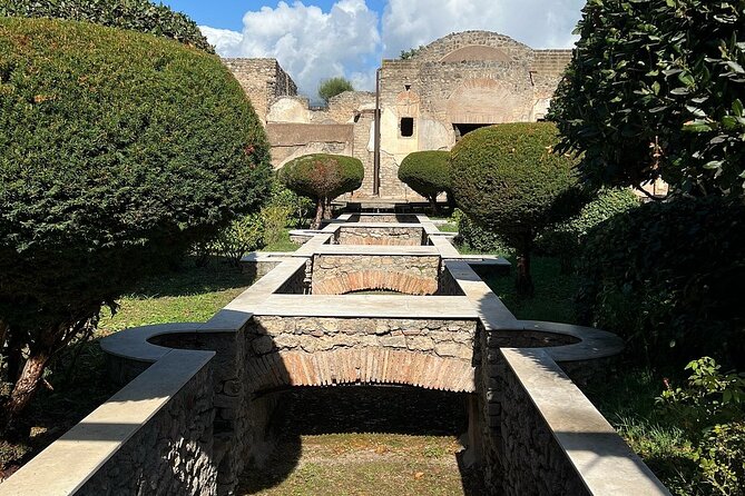 Pompeii and Herculaneum from Sorrento or Naples - Skip-the-line energy: how the day stays efficient
