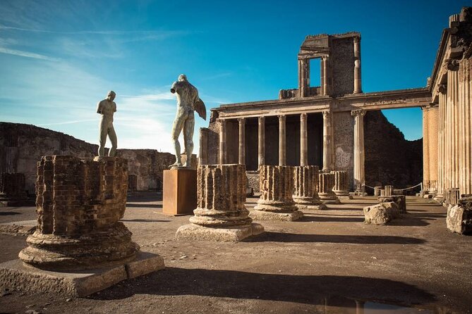 Pompeii and Herculaneum from Sorrento or Naples - Getting there: Sorrento or Naples, plus air-conditioning and big views
