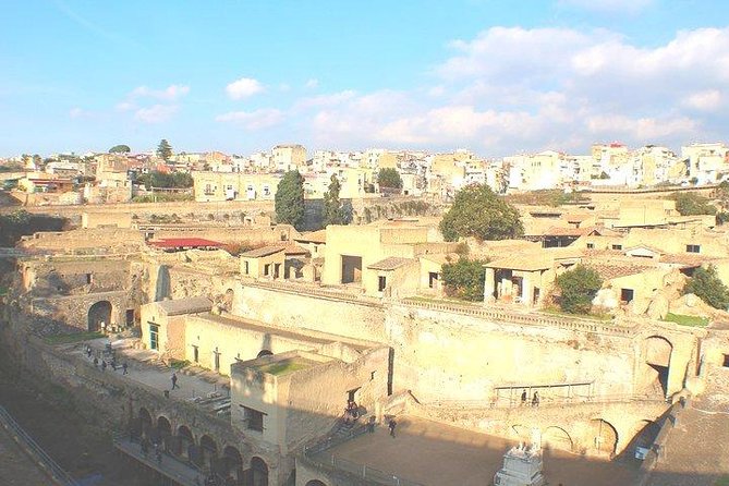 Pompeii and Herculaneum Private Tour with Native Guide and Skip the Line Tickets - Pompeii and Herculaneum in One Day: why this combo hits differently