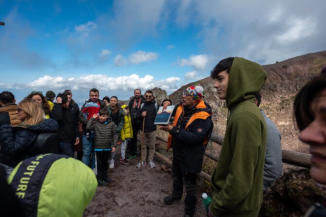 Pompeii and Vesuvius Small Group Tour from Sorrento with Pizza - Pompeii Guided Tour: Forum, Thermopolium, Lupanare, and Stabian Baths