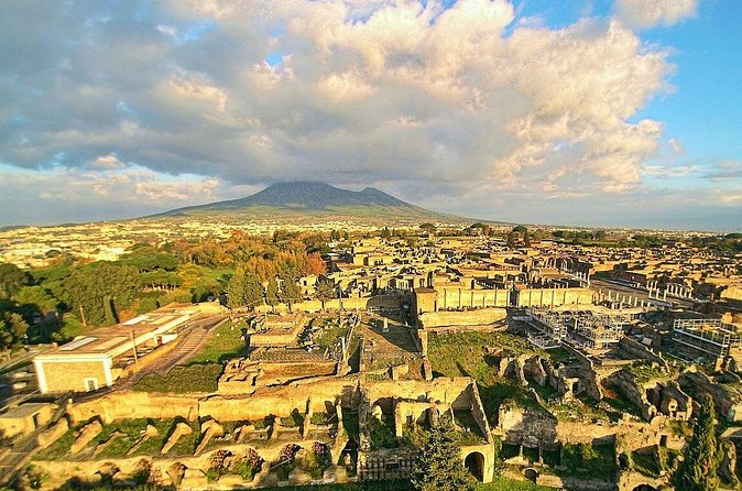Pompeii Archaeological Area Entrance Ticket - Piazza Anfiteatro and the Theatre Circuit: Amphitheater, Odeion, and Temples
