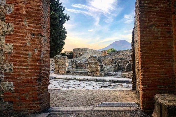 Pompeii from Afternoon to Sunset - Meeting at Ristorante Bar Sgambati and Where the Walk Ends at the Forum