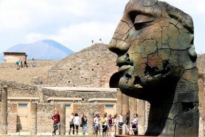 Pompeii Guided Tour with Ticket & Lunch from Sorrento - Priority entry plus a guided orientation to a huge site