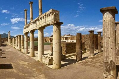 Pompeii & Herculaneum - Skip the line from Sorrento - Lunch in the Middle: Simple Food That Keeps You Moving