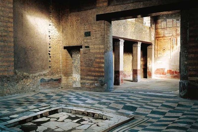 Pompeii Herculaneum small group tour from AmalfiCoast - Herculaneum in 90 Minutes: Why It Feels Different