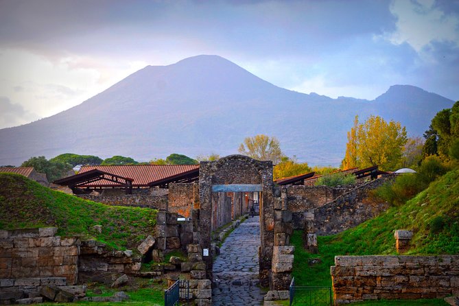 Pompeii ruins - What makes this Pompeii tour worth it