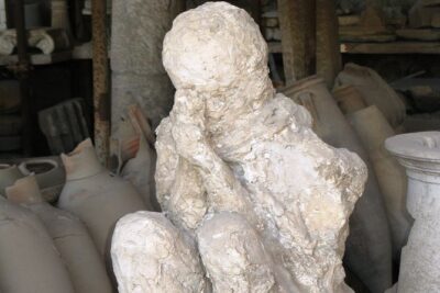 Pompeii ruins - Learning Roman daily life, not just facts