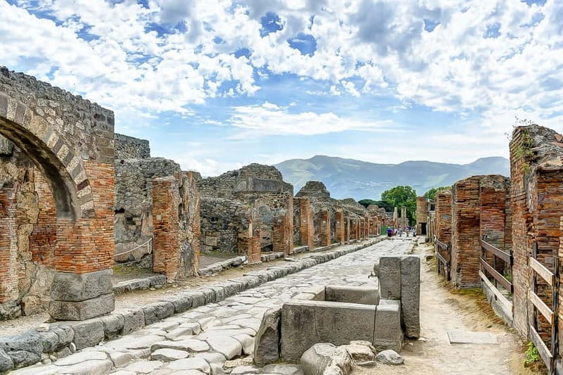 Pompeii Ruins Private Tour with Optional Skip-the-Line Entry - The Forum and Civic Buildings: How the Roman Town Was Run