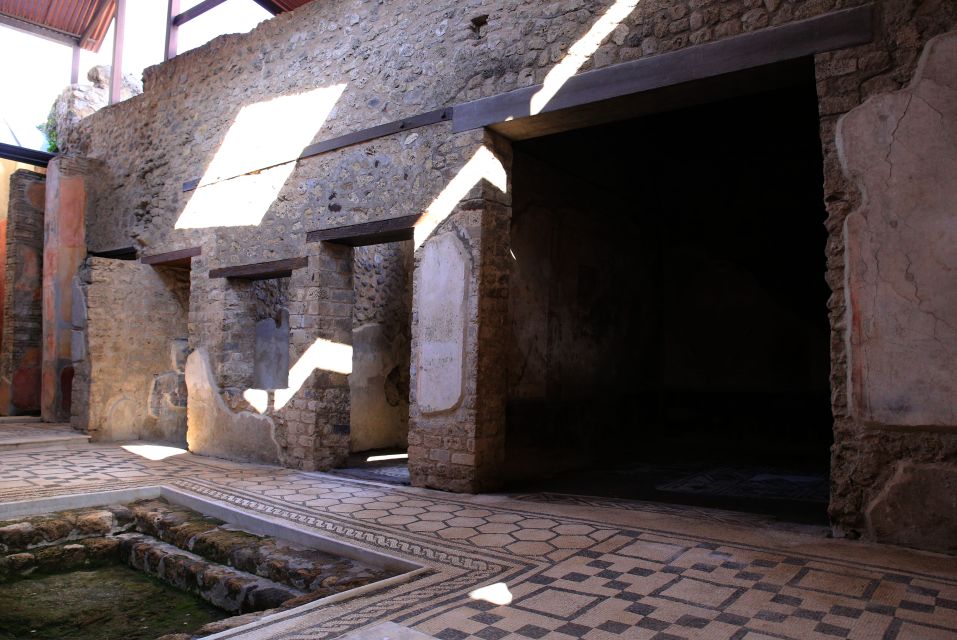 Pompeii: Skip-the-Line Tour for Kids and Families - Skip the Lines: What Reserved Entrance Actually Means for Your Time