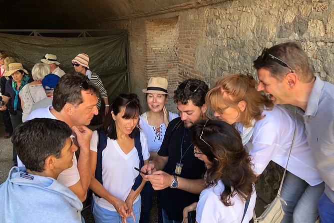 Pompeii Small Group Tour & Food/Wine tasting at Mt. Vesuvius - Group size, air-conditioned comfort, and timing that keeps the day sane