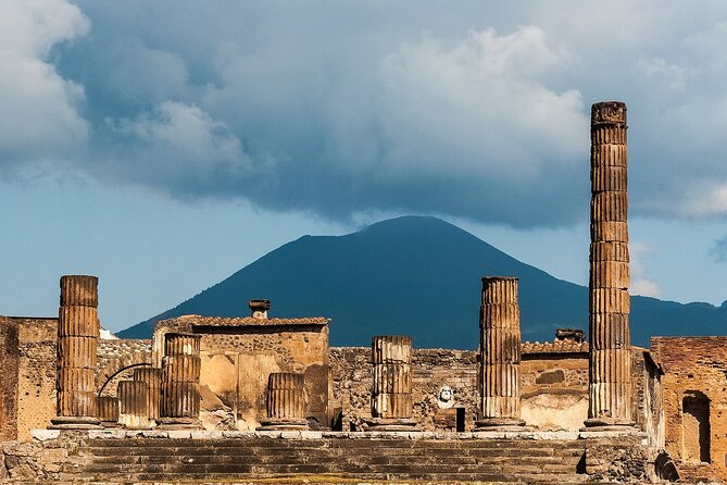 Pompeii Small Group Tour - Tickets Included - Small-Group Walks That Keep Photos and Questions Easy