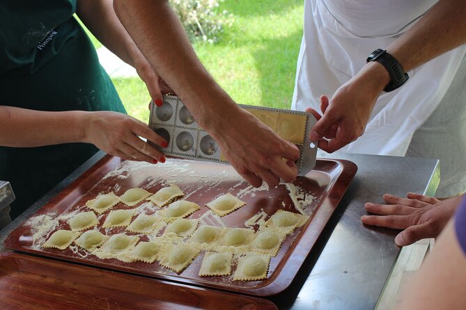 Pompeii Tour and Cooking Class with Mamma - Lunch, Water, and Wine: Eating the Result with a View