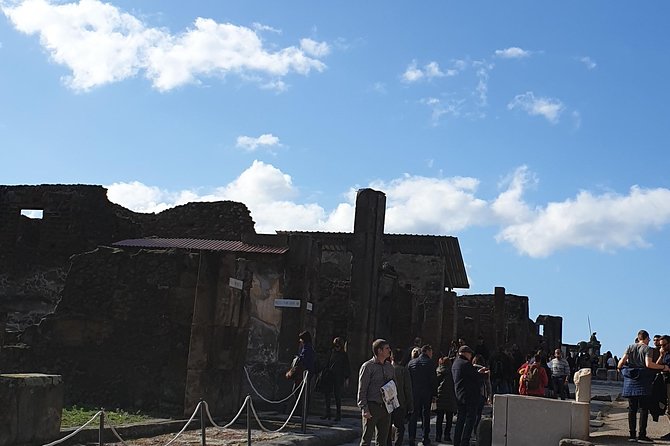 Pompeii tour with entrance ticket! - Pompeii With an Augmented Reality Visor: How It Changes Your Looking