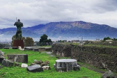 Pompeii tour with LOCAL GUIDE and SKIP THE LINE entrance - The Priority Entry Advantage: Why Skip-the-Line Matters Here