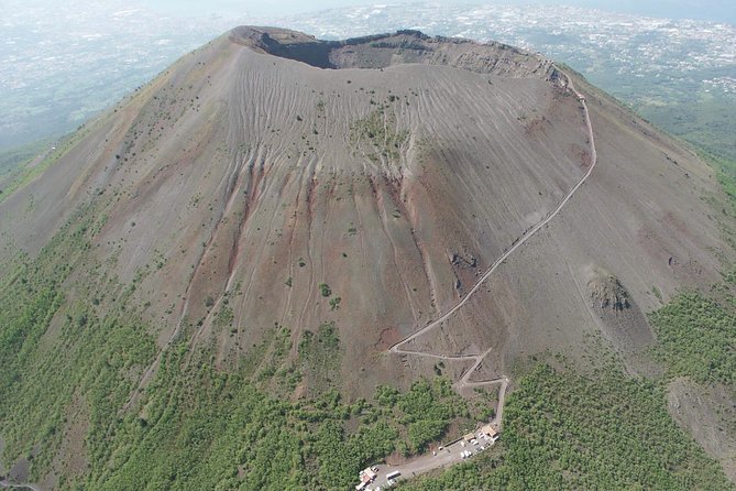 Pompeii, Vesuvius & Wine Tasting - Price and logistics: is $148 a good value for this plan?