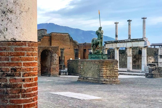 Pompeii & Vesuvius with Lunch & Wine Tasting from Positano - Price and value: is $324.64 per person worth it?