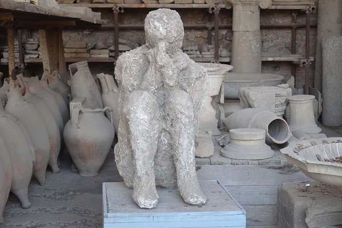 Pompeii Visit at its Most Peaceful Moment - Meeting at Hotel Vittoria and getting in fast