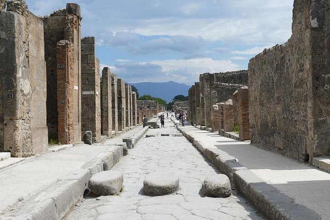 Pompeii Visit at its Most Peaceful Moment - Sunset timing: when light can be your boss