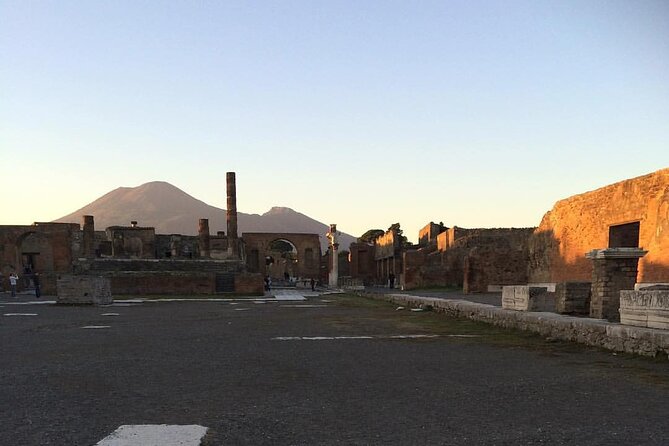 Pompeii walking tour (2hrs) - Margherita’s storytelling style: what you’ll actually remember