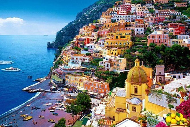 Positano, Amalfi and Ravello departing from Sorrento - Positano: postcard views, but watch the timing