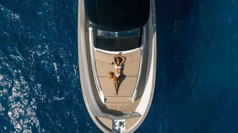 Positano: Amalfi Coast & Emerald Grotto Private Boat Tour - Drinks, Minibar, Towels, and Snorkel Gear: What You’ll Appreciate On a Long Day