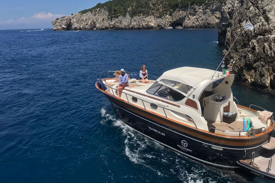 Positano: Boat Tour of Capri with Drinks and Snacks - Positano boarding: your day starts at the main pier