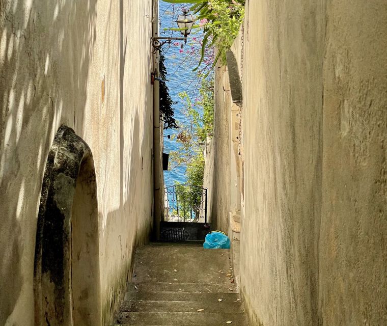Positano: Old Town Walking Tour with Archaeologist Guide - Beach Views and Fornillo: Where Locals Go (and Where You Learn the Difference)