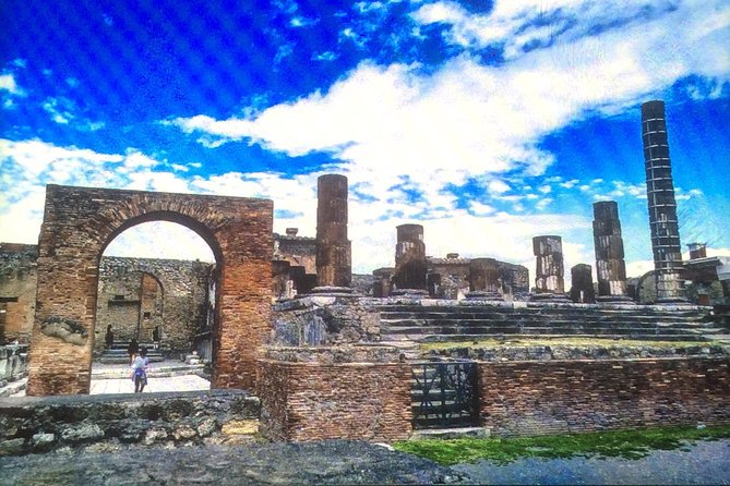 Positano - Pompeii - What to Bring for a Comfortable Pompeii to Amalfi Coast Day