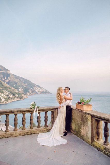 Positano: Private Photo Shoot with a PRO Photographer - Candid, Romantic, and Fashion-Style Photos Without the Awkwardness