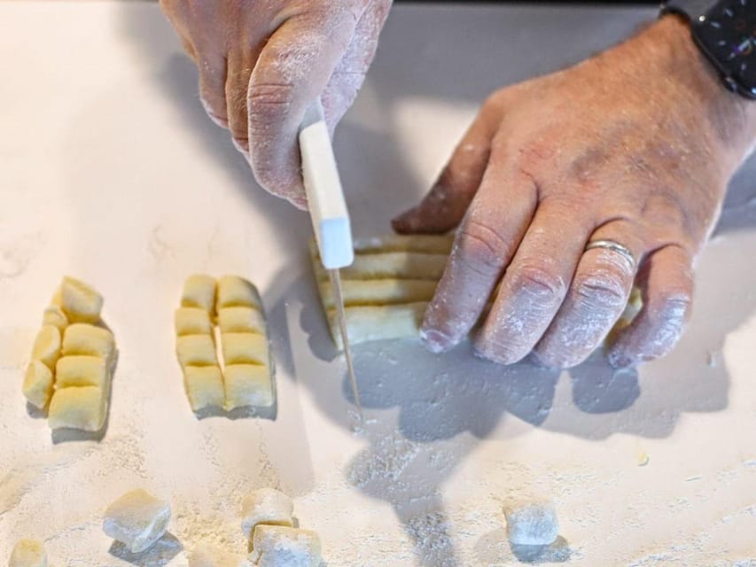 Positano: Small Group Cooking Class with Prosecco & Dessert - Should You Book This Positano Cooking Class?