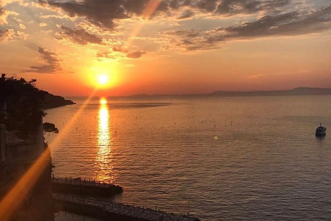 Positano Sunset Cruise - The onboard aperitivo: Prosecco, snacks, and a calmer pace
