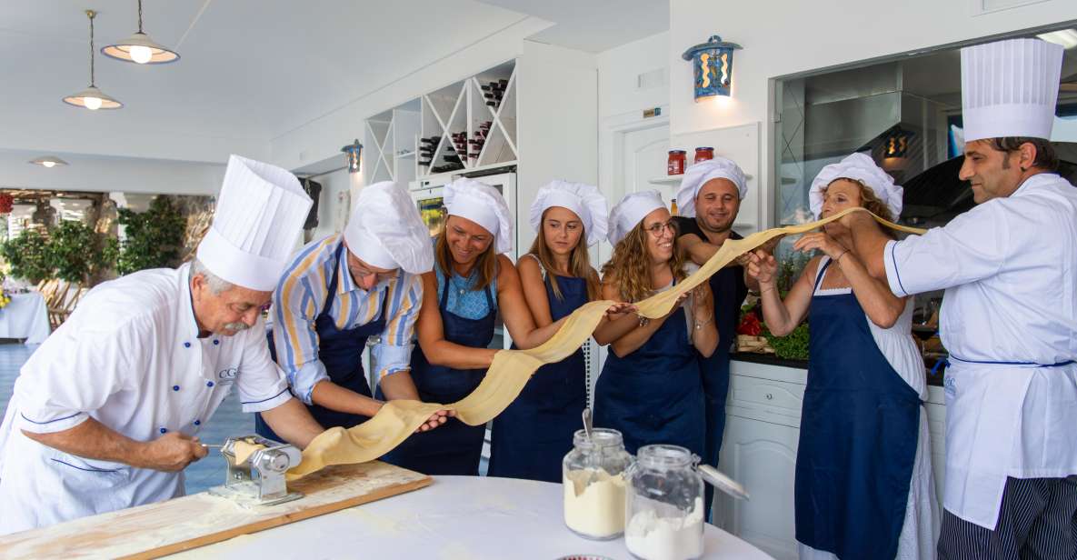 Praiano: Cooking Class with Dinner Overlooking the Sea - Getting to La Gavitella: Praiano’s Stairs vs the Boat Shuttle