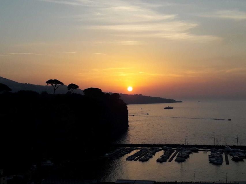 Private 2-Hour Boat Tour Along the Sorrento Coast - Skipper Style: Friendly Service Makes a Real Difference