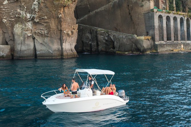Private Amalfi Coast Tour in a ROMAR BERMUDA Boat - Route rhythm: swims and sea time before the famous towns