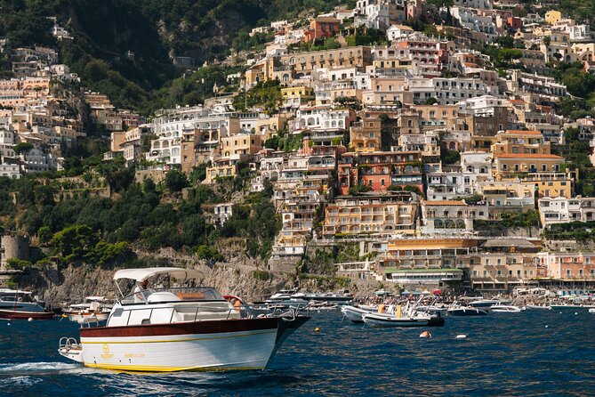 Private Amalfi Coast Tour with a 28ft Boat - Positano: 2 hours to walk, snack, and choose your angles