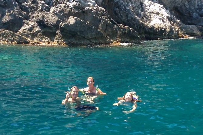 Private boat tour of Capri (relaxation tour three hours) - Swimming and snorkeling: gear, timing, and what to expect