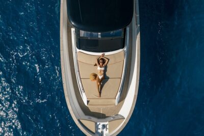 Private Capri Boat Tour in a Luxury Gozzo Apreamare 35ft - On-Water Comfort That Actually Helps: Boat, Towels, and Drinks