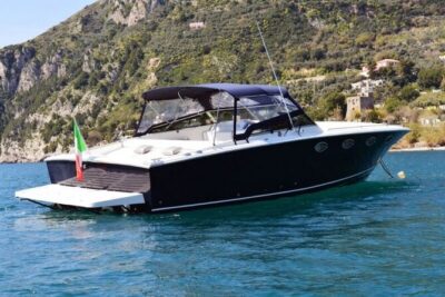Private Capri Luxury Boat Experience: Cruise, Swim & Sunbathe - How the 7 hours runs: Capri cruising, grottos, and Amalfi Coast views